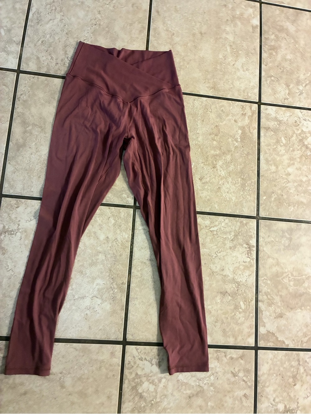 aerie High-Waist Leggings in Mauve Plum